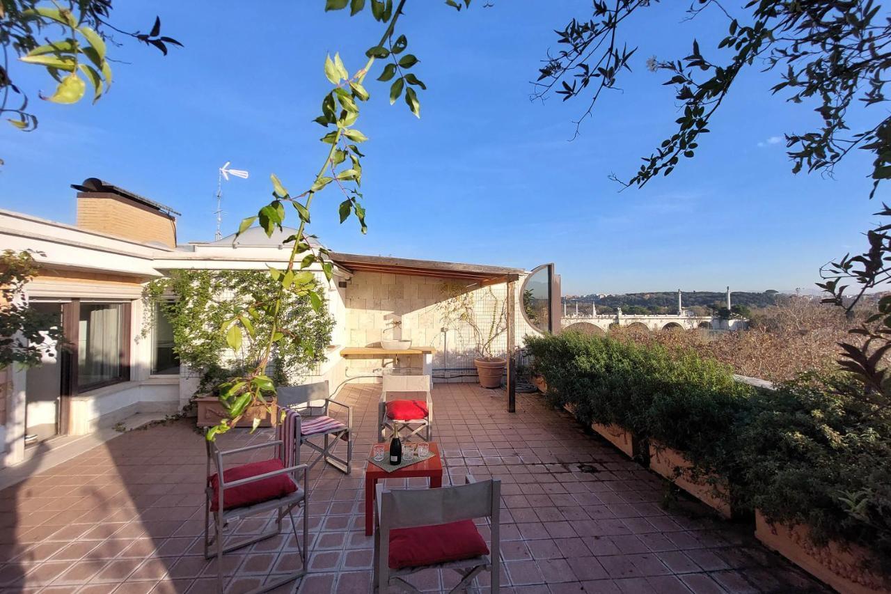 로마 Beautiful Loft In Ponte Milvio With Terrace 아파트 외부 사진