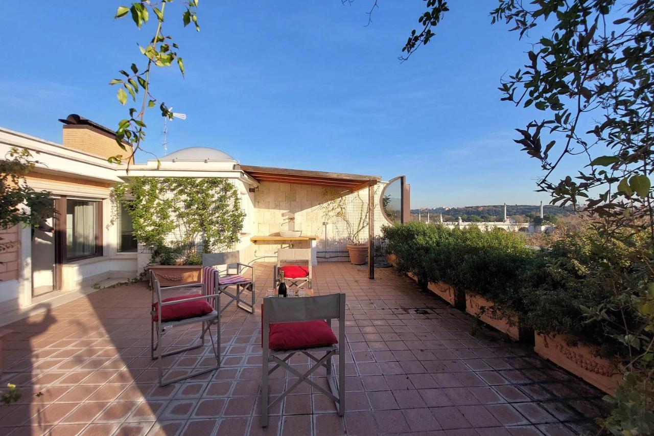 로마 Beautiful Loft In Ponte Milvio With Terrace 아파트 외부 사진