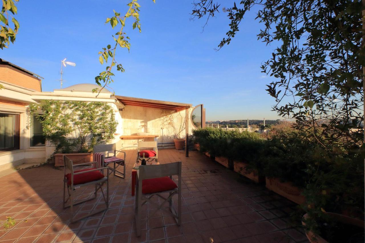로마 Beautiful Loft In Ponte Milvio With Terrace 아파트 외부 사진