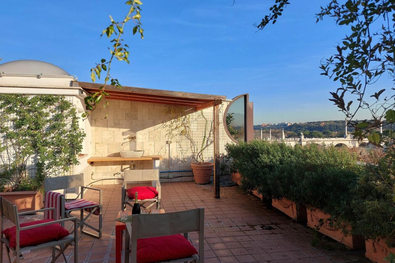로마 Beautiful Loft In Ponte Milvio With Terrace 아파트 외부 사진